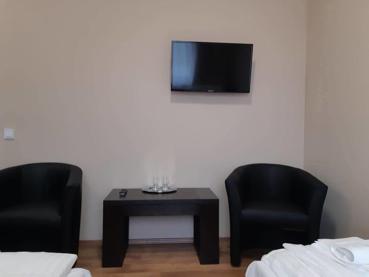 Pazonyi Fogado Es Etterem Hotel Nyirpazony Ngoại thất bức ảnh