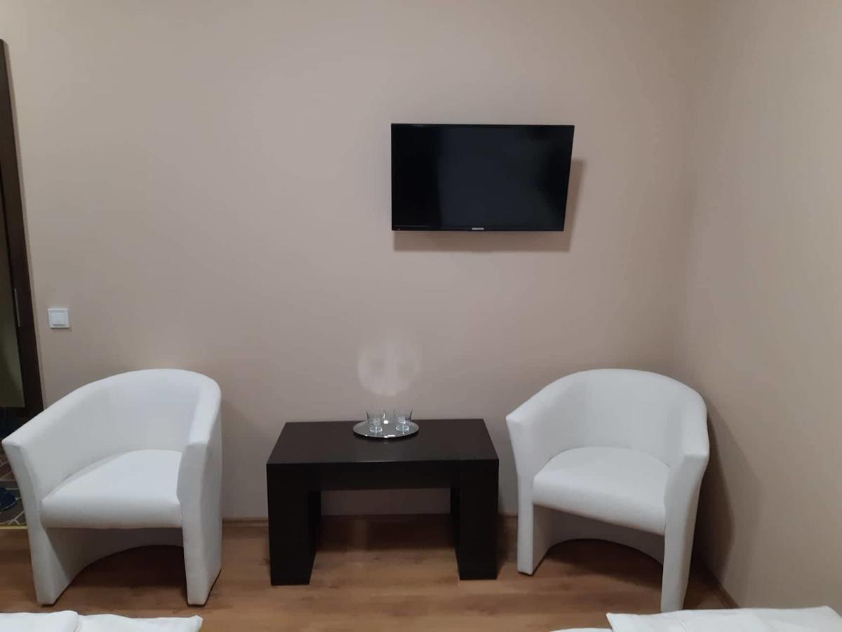 Pazonyi Fogado Es Etterem Hotel Nyirpazony Ngoại thất bức ảnh